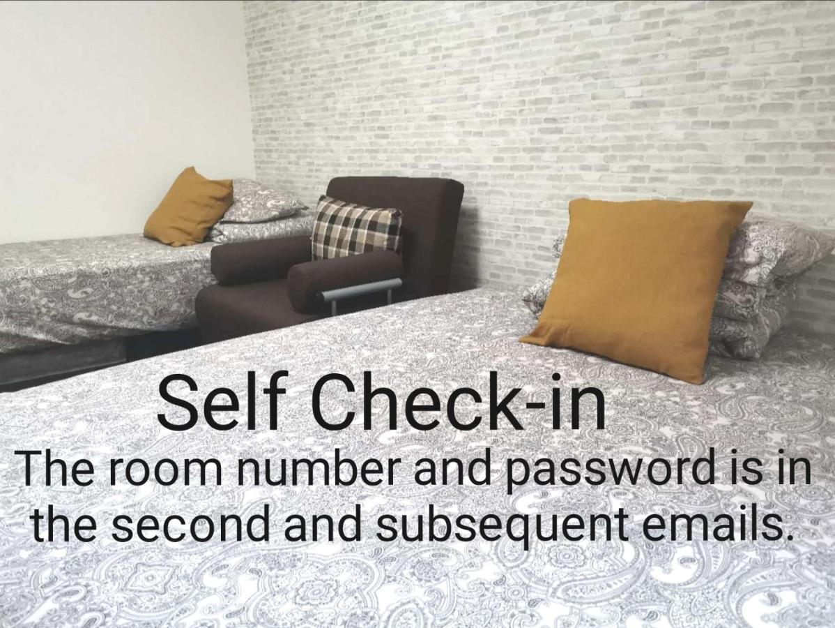 طوكيو Lx -- Self Check-In -- Room Number & Password Is In The Following Email المظهر الخارجي الصورة